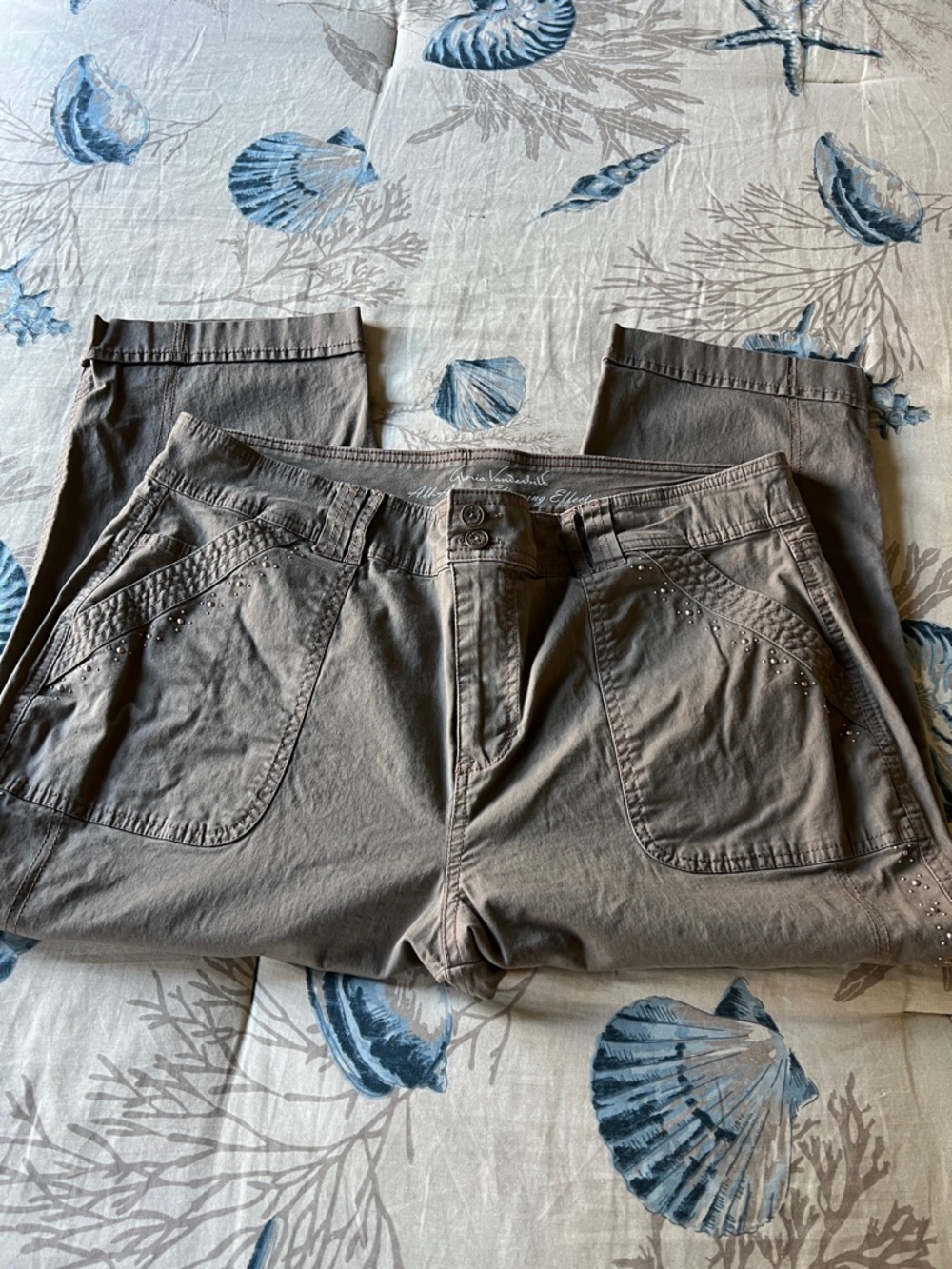 Gloria Vanderbilt Brown Capris with Pocket Stud Detail